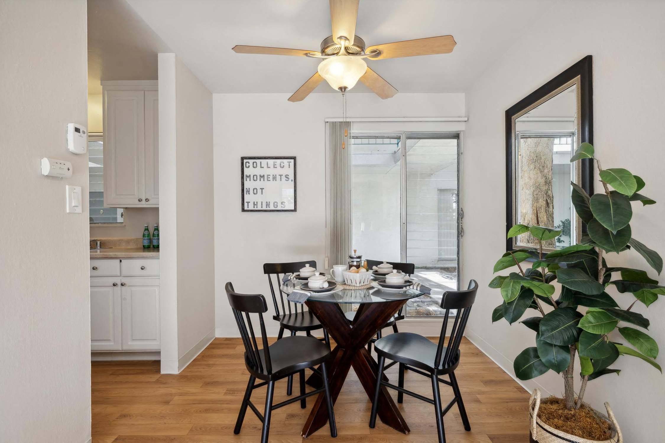 Diablo Pointe Apartments photo 4